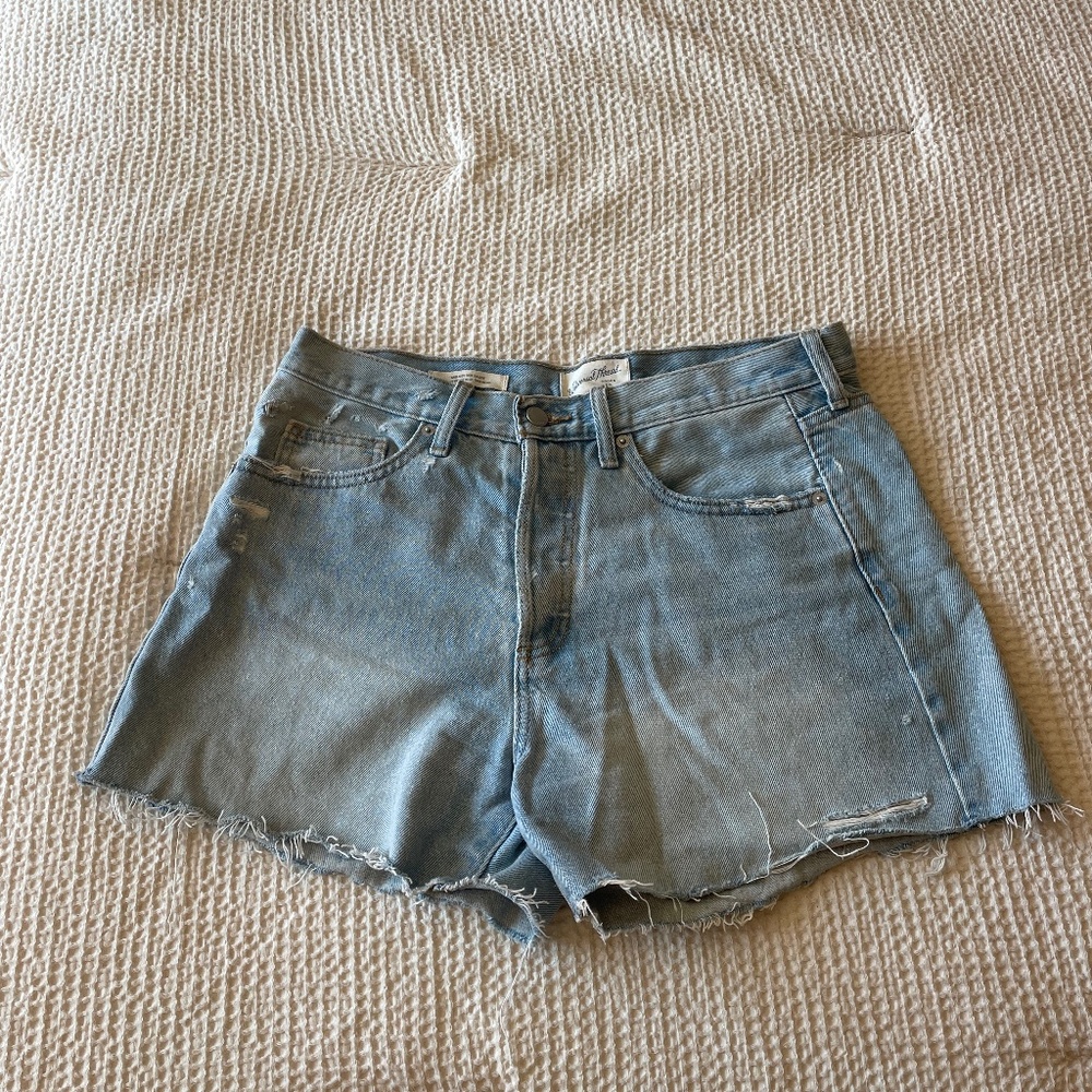 Midrise 90s Baggy Cut Offs